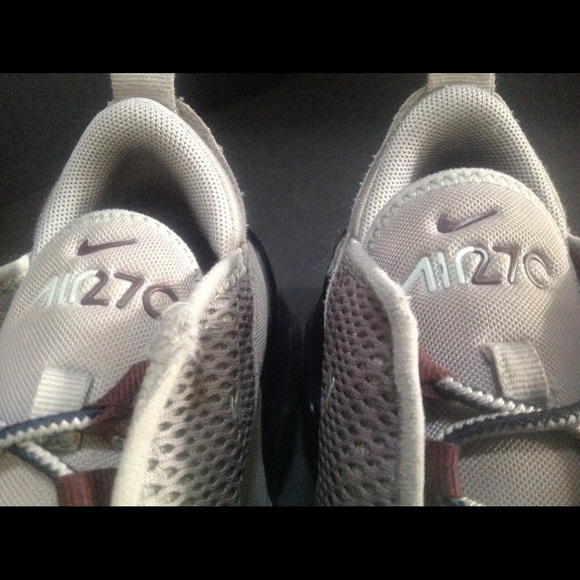 ✔️ Nike  Air  Max 270 - Picture 3 of 12